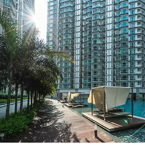 central-residence-homestay2-sungai-besi-kuala-lumpur.kualalumpurs-hotels.com/