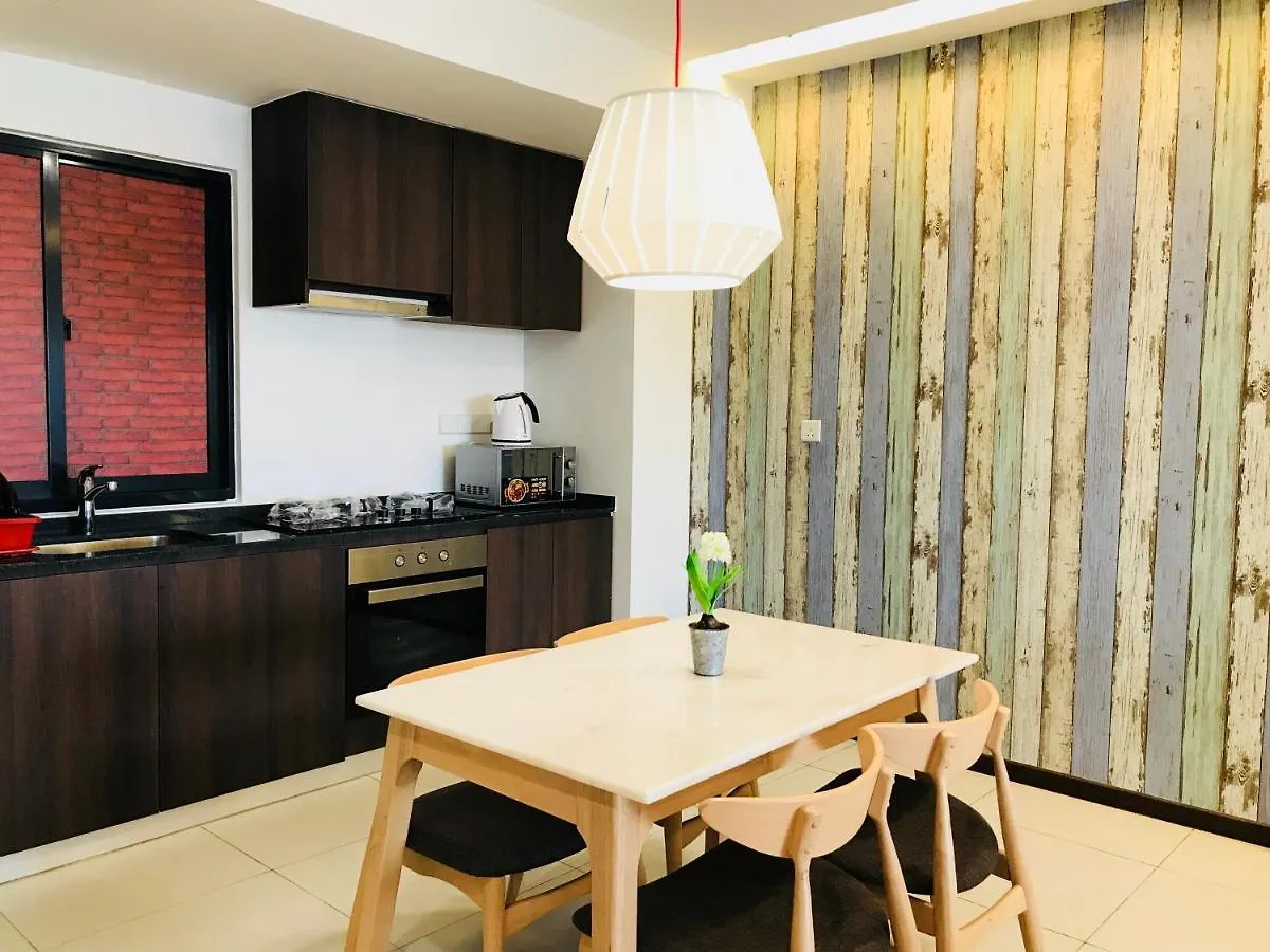 Apartment The Landmark By Katana George Town